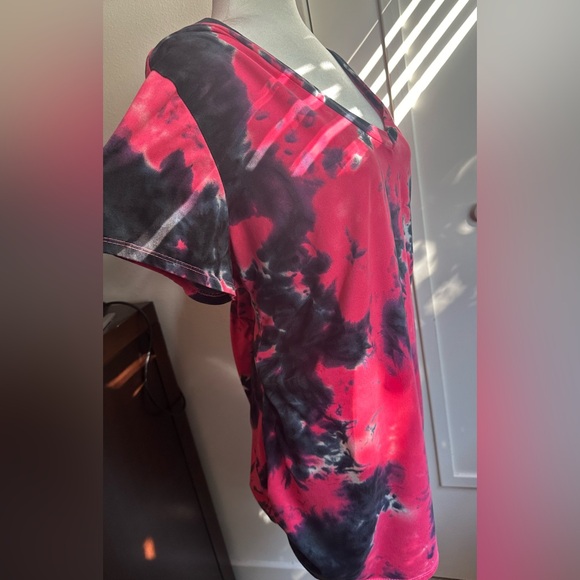 Rouge tiedied shirt pink/gray- 2XL - Picture 2 of 8